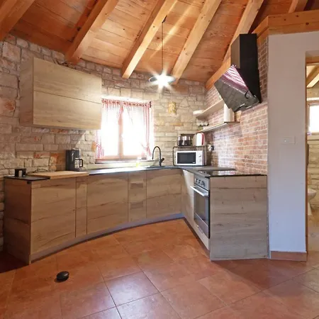 Kazun Tatil Evi Cukrici